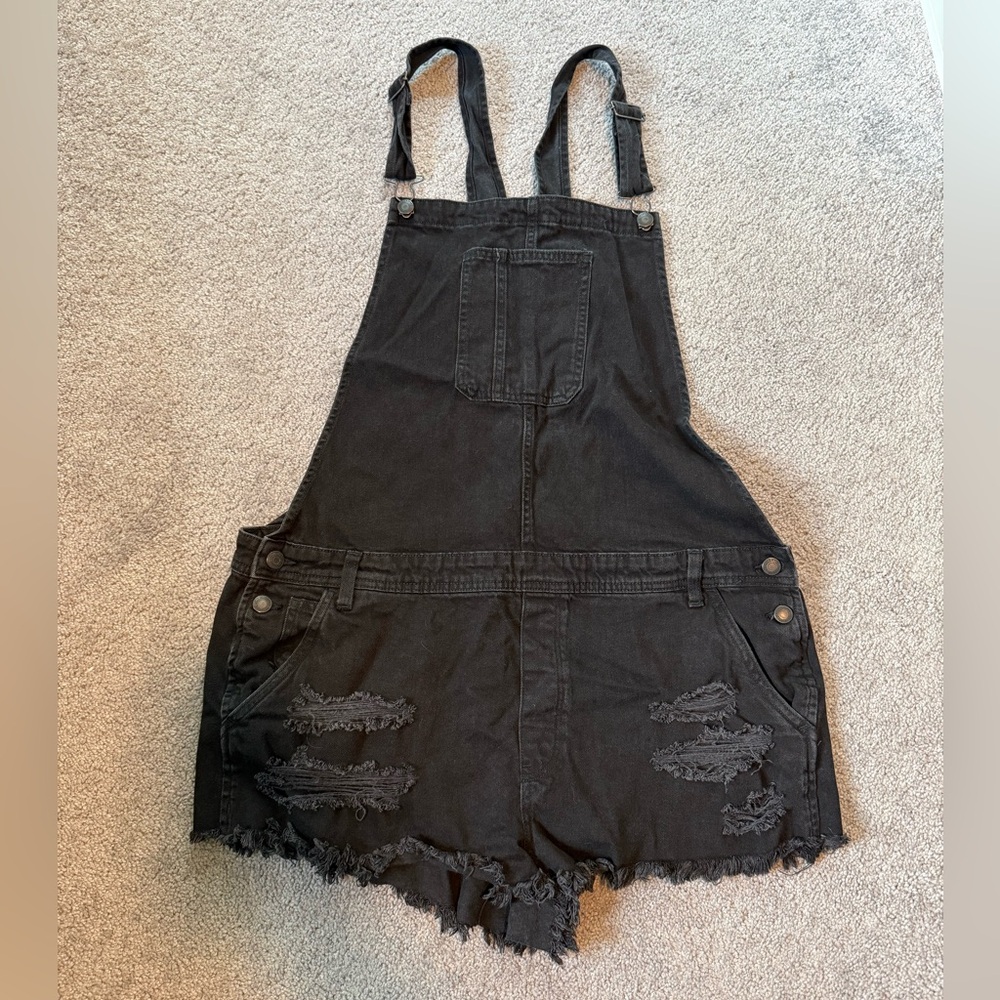 American Eagle Distressed Overall Shorts